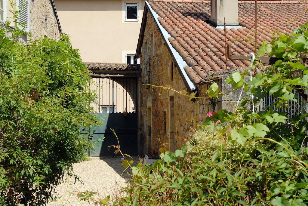 La Maison Des Gardes - Chambres D'Hotes Cluny Exterior photo